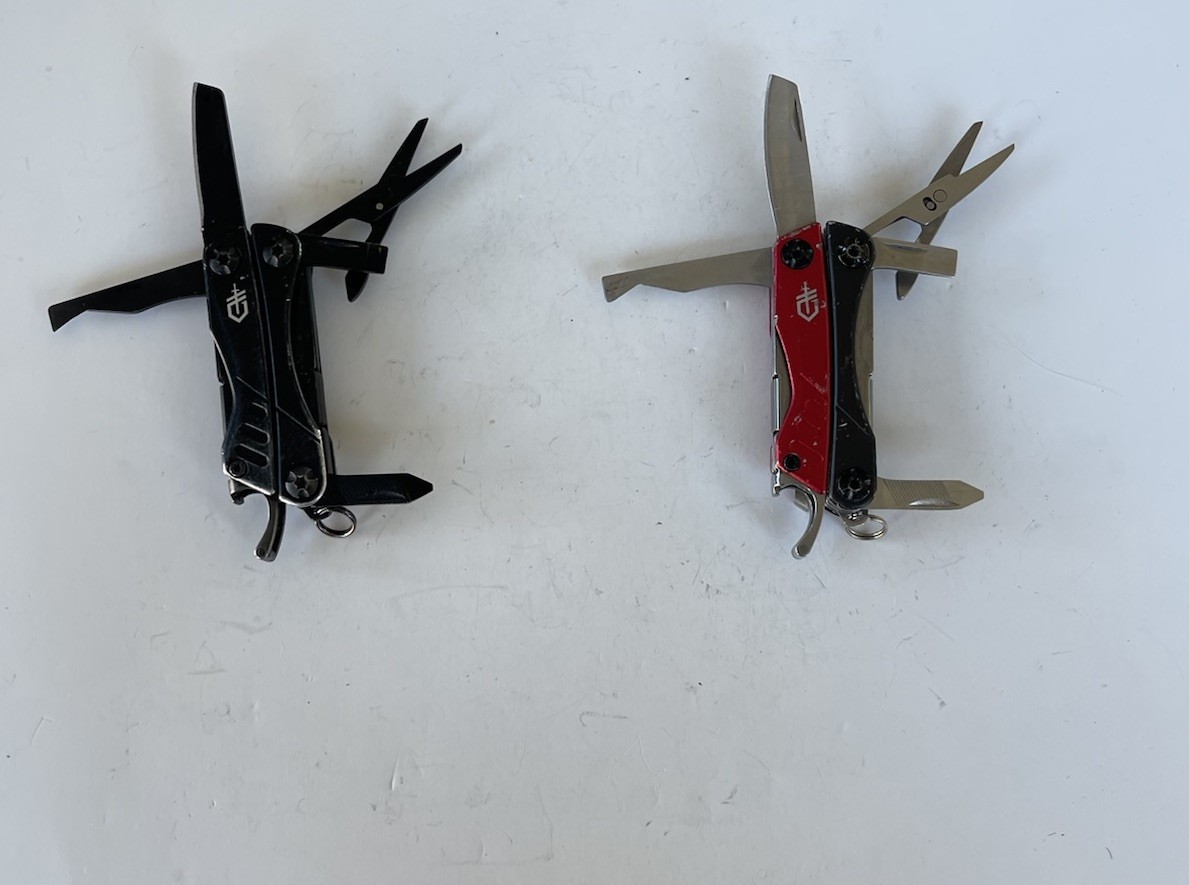 Lot 2 Gerber Dime Mini Multitools, Red / Black, Plain Edge, Scissors, Fast Ship!