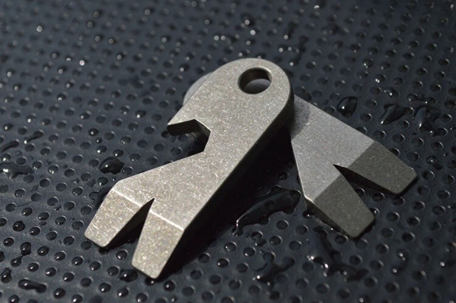 TC4 Titanium CNC Keychain Multi Tool Pry Bar Crowbar Bottle Opener Wrench EDC