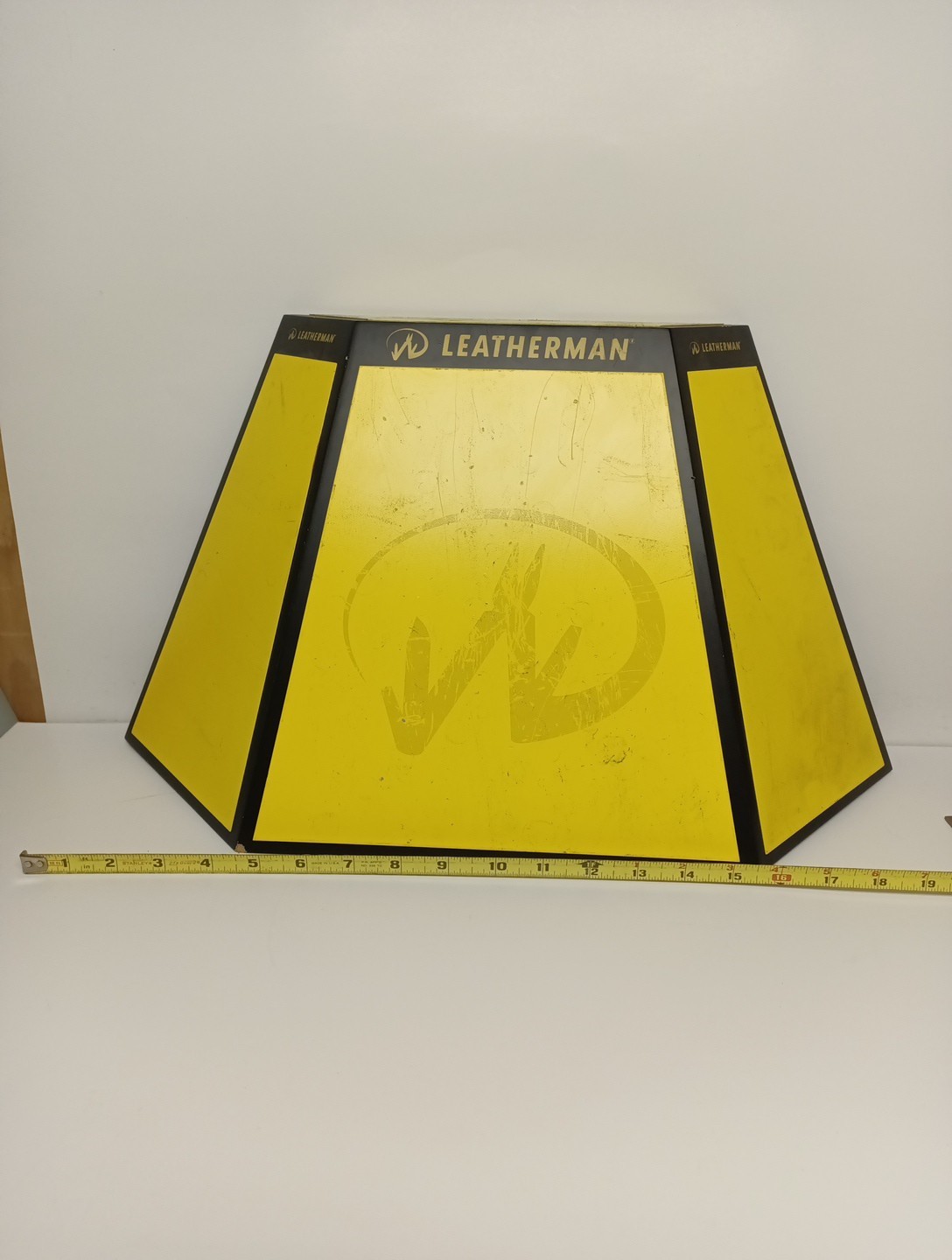 Leatherman Multi Tool Wood Store Display Advertising
