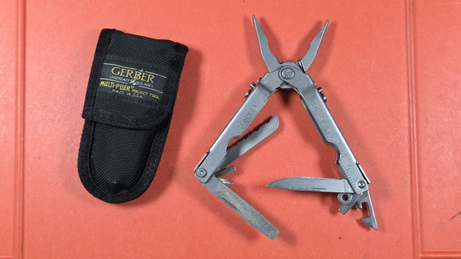 Gerber Multi-lock/Pliers Pocket Tool Kit with Carrying Pouch
