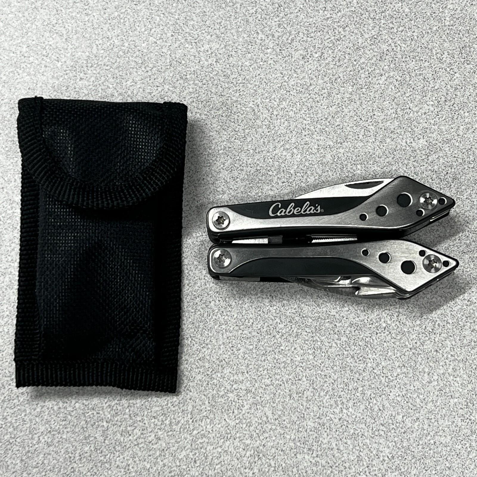 Cabelas 7 in 1 Pocket Knife Multi Tool Pliers Screwdriver Scissor + Storage Case