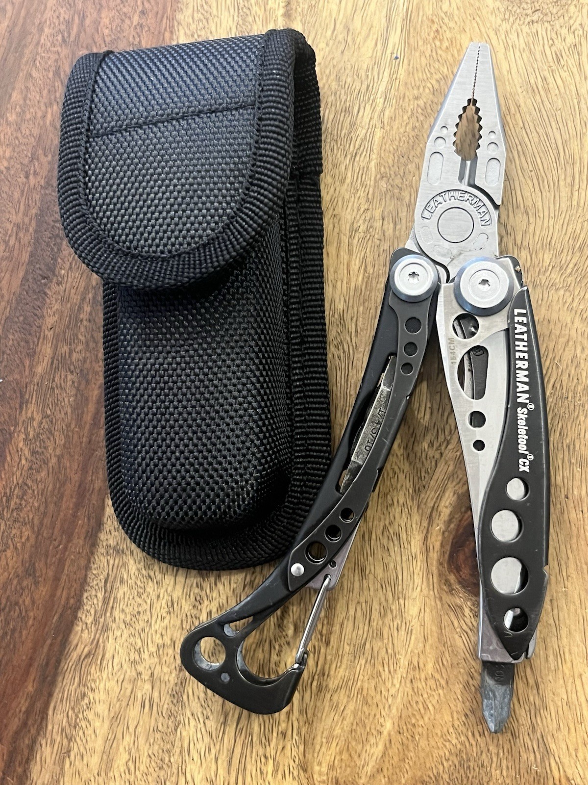 2021 Leatherman Skeletool CX MultiTool 154CM Blade SUPER NICE w/New Nylon Sheath