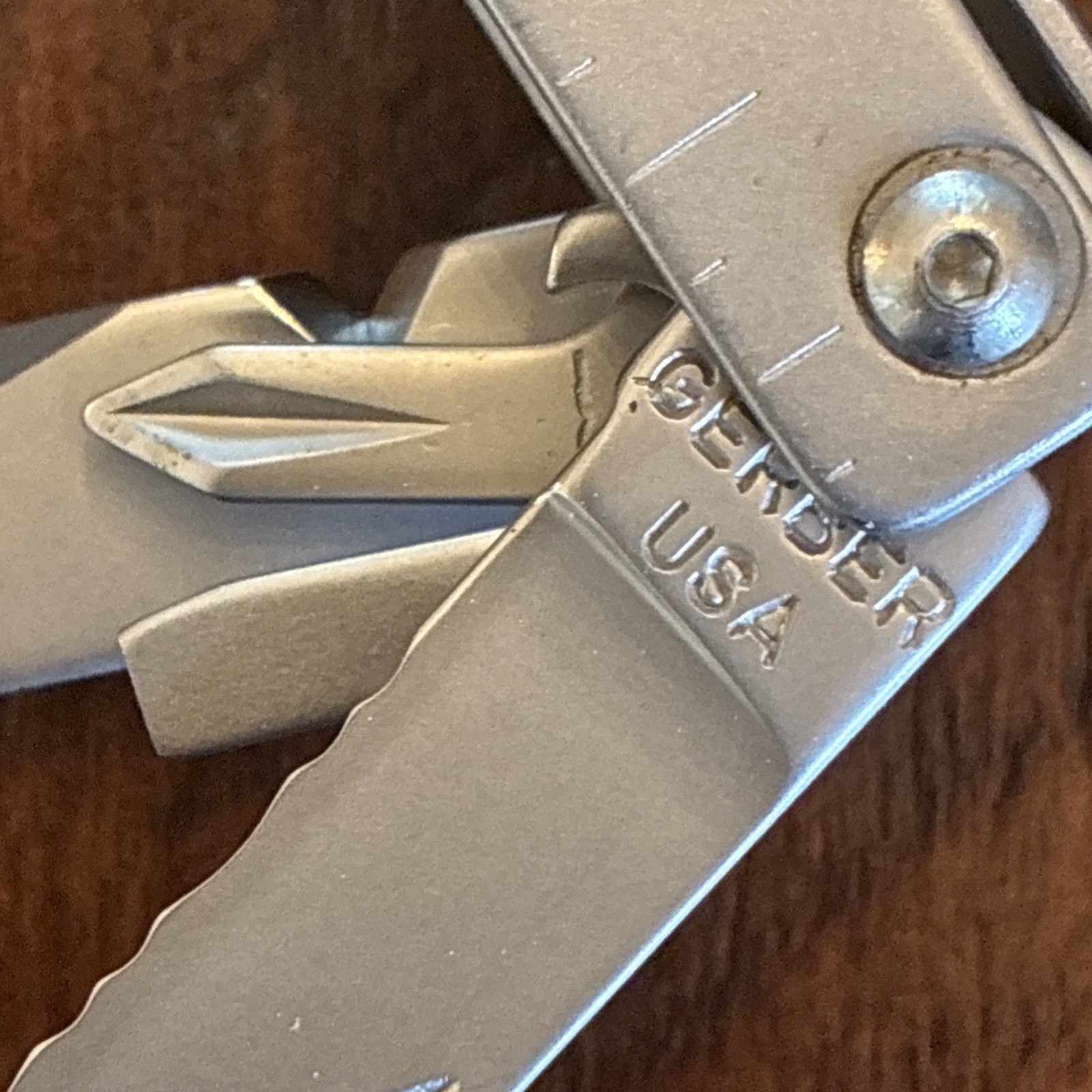 Vintage Gerber MP600 Multi-tool “Pat Pend” Early Mr. Pinchy USA Made – Excellent