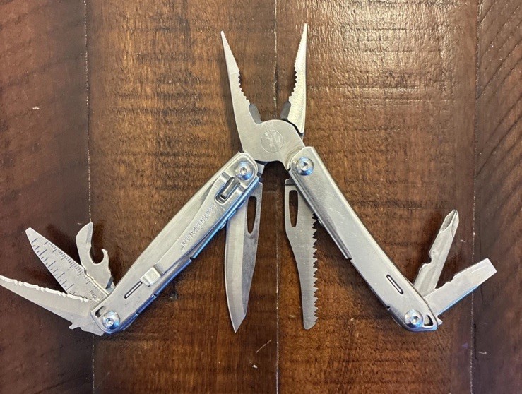 Leatherman Sidekick Stainless Steel Multi Tool – Very Good Condition