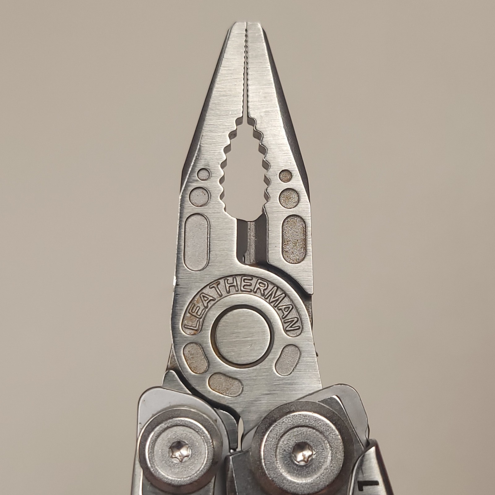 Leatherman Skeletool Multi Tool Knife SS Frame-Lock