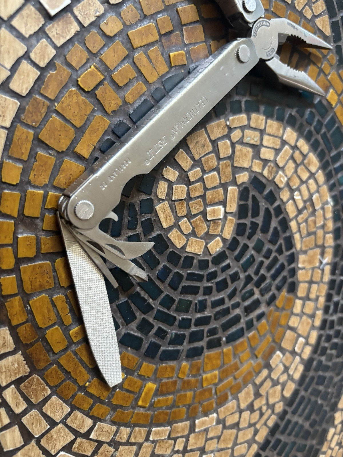 Leatherman Pocket Survival Tool PST ll Multi-Tool with Sheath Portland OR USA