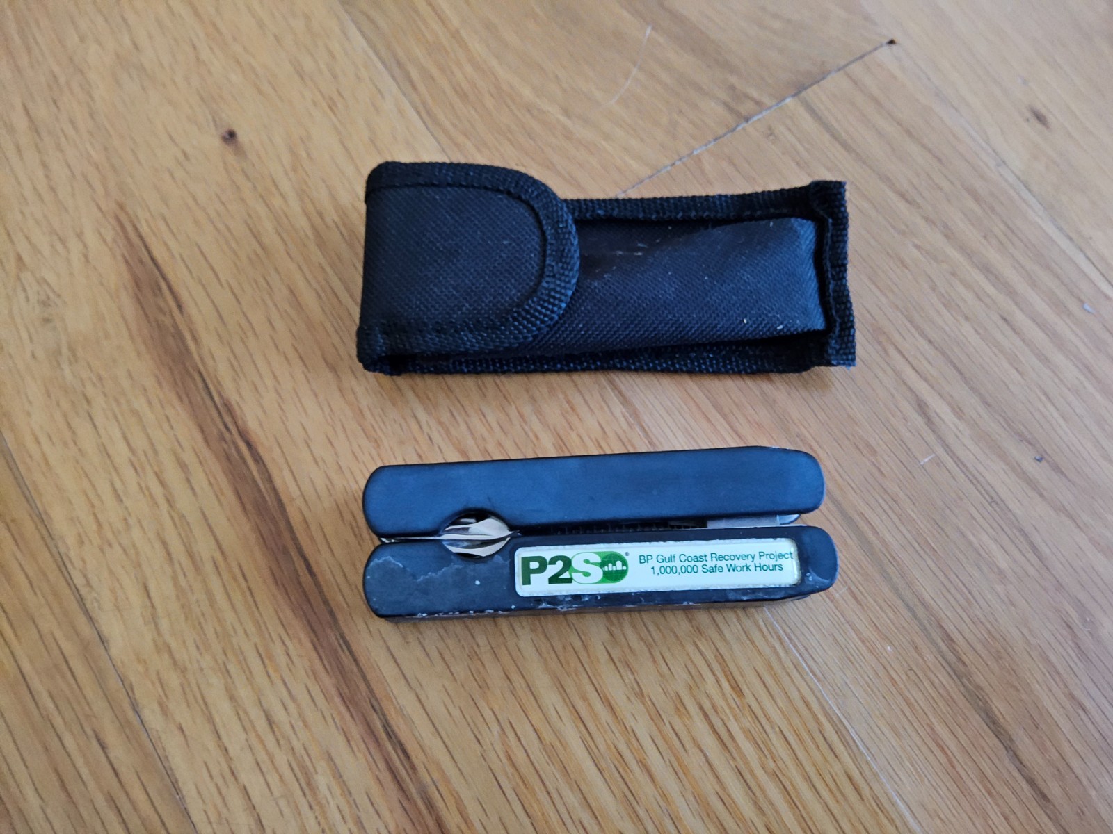 Multi-Tool Pliers Knife Screwdrivers Bit Driver + Pouch BP Gulf coast recovery