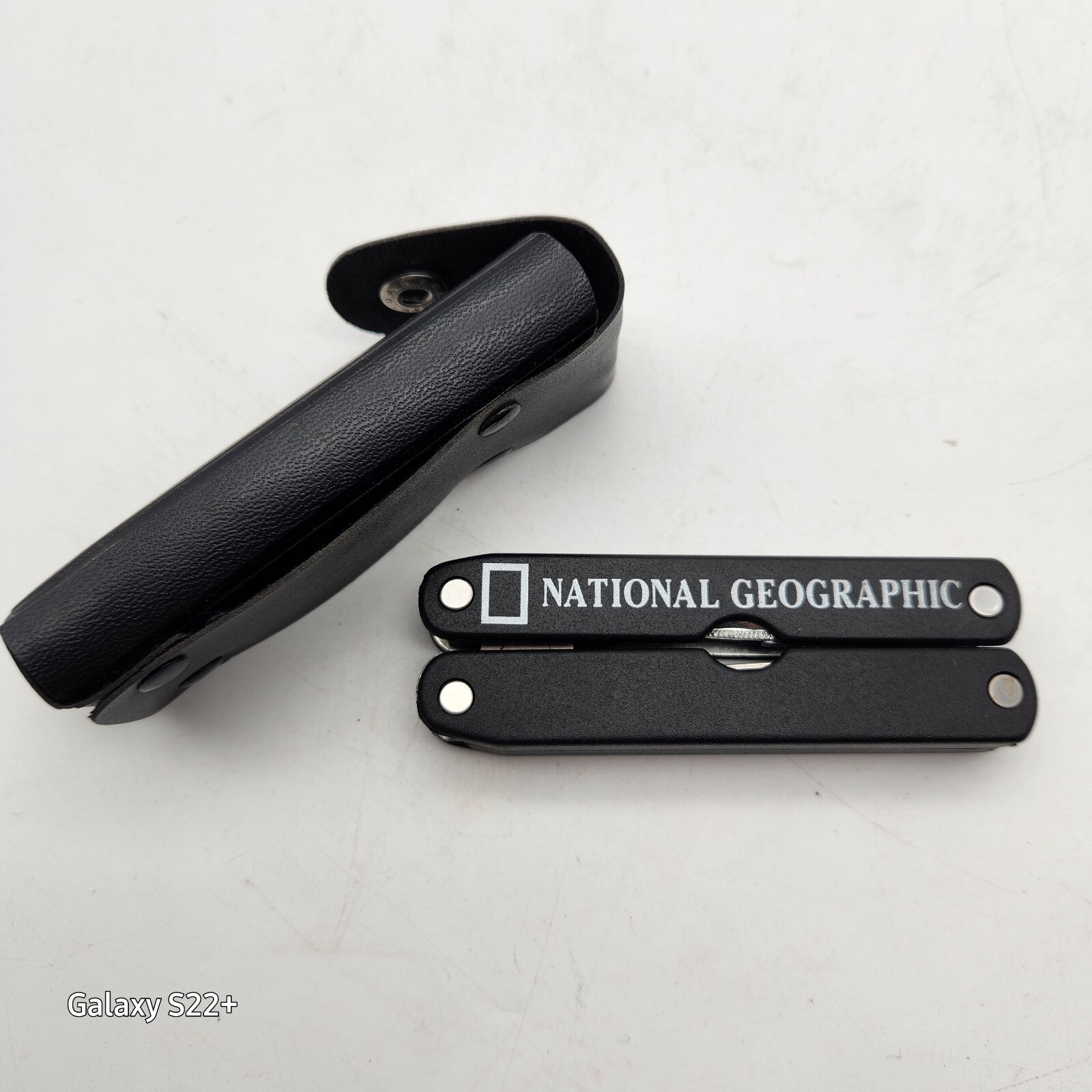 All In One Tool 9 In 1 National Geographic Case Pliers Screwdrivers Awl Knife
