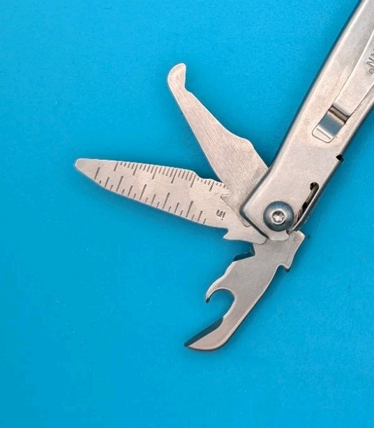 Leatherman Rev 3.8″ Multi-Tool, Stainless!