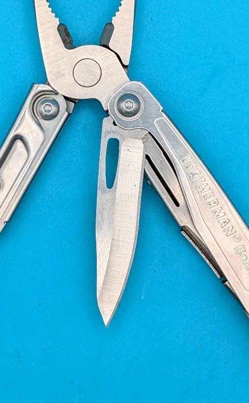 Leatherman Bolster 13 Tool Stainless Steel Multi-Tool!