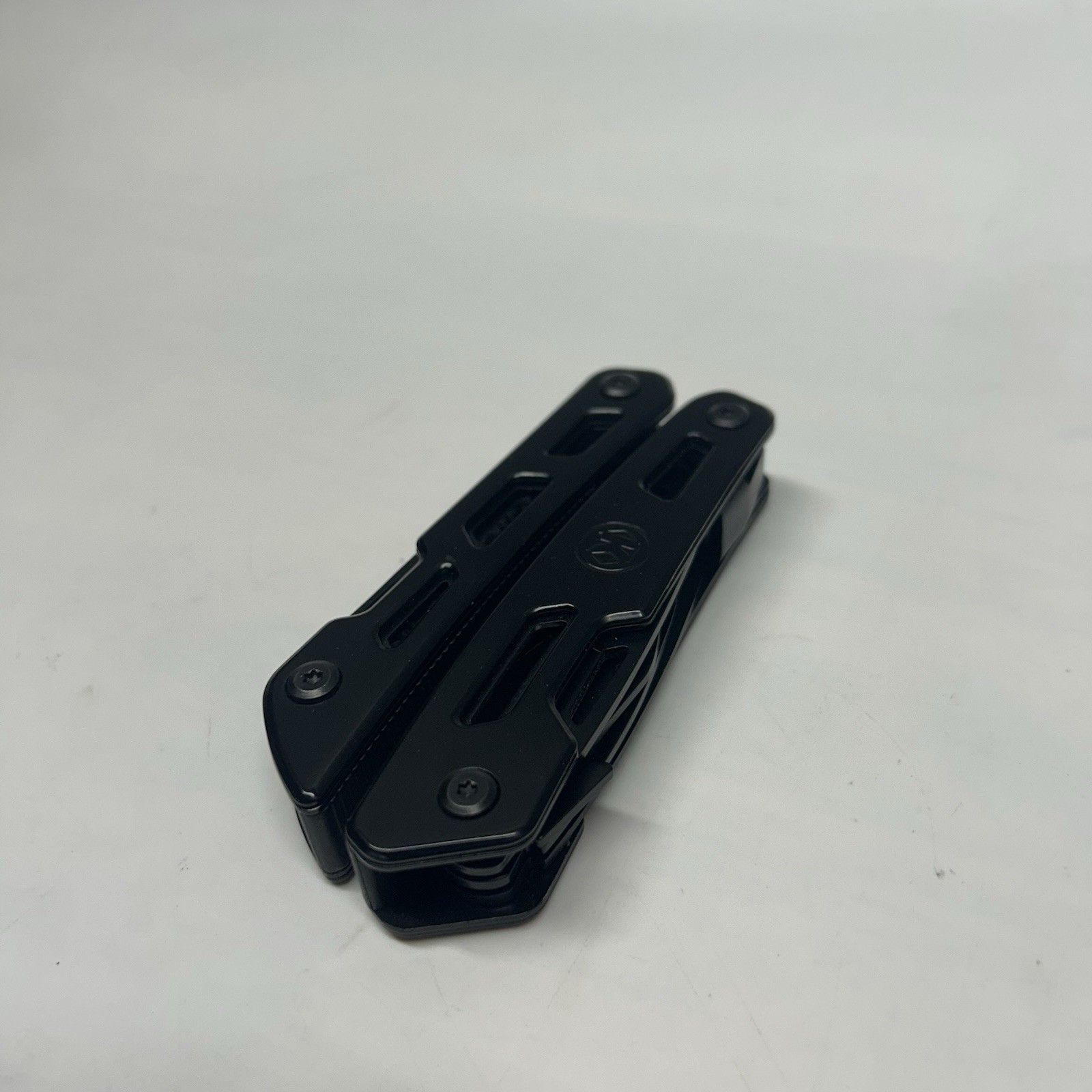 Kobalt Multi-Tool Versatile 14-in-1 Black Stainless Steel Folding Tool Pliers