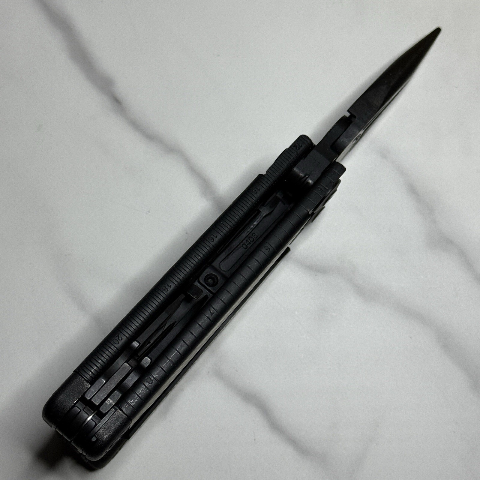 Leatherman Surge Cap Crimper Black Multitool w/Molle Sheath. Discontinued