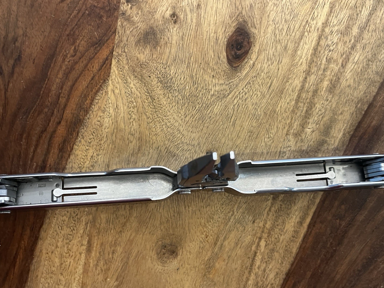 Leatherman Super Tool 300 Multitool SUPER NICE!! w/Sheath