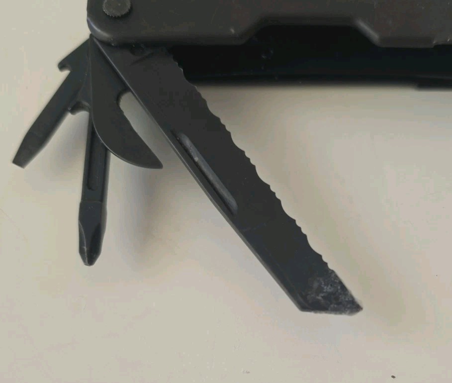 Leatherman Super Tool 300 Multi-tool Pliers! BLACK OXIDE!