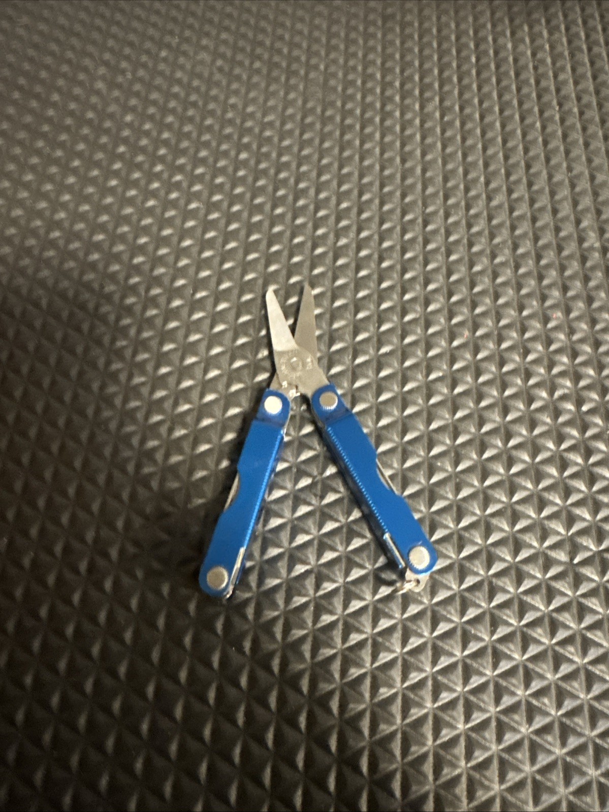 Leatherman Micra Blue Anodized Aluminum Multi-tool Knife 04/13