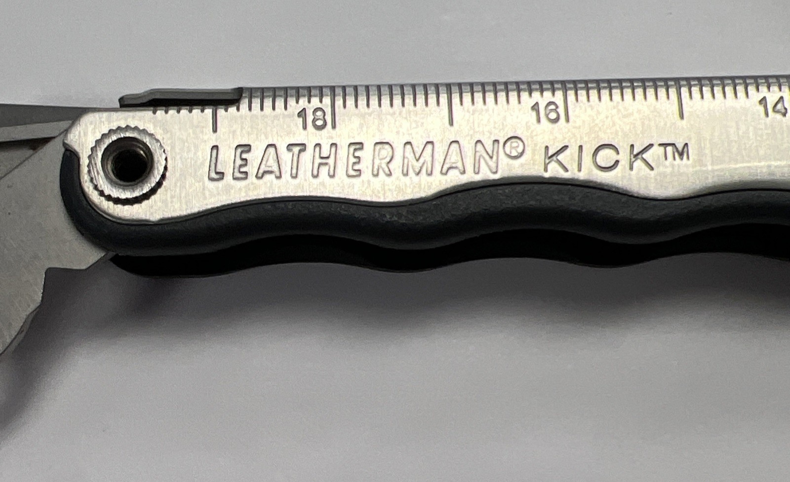 Leatherman Kick Multi-Tool