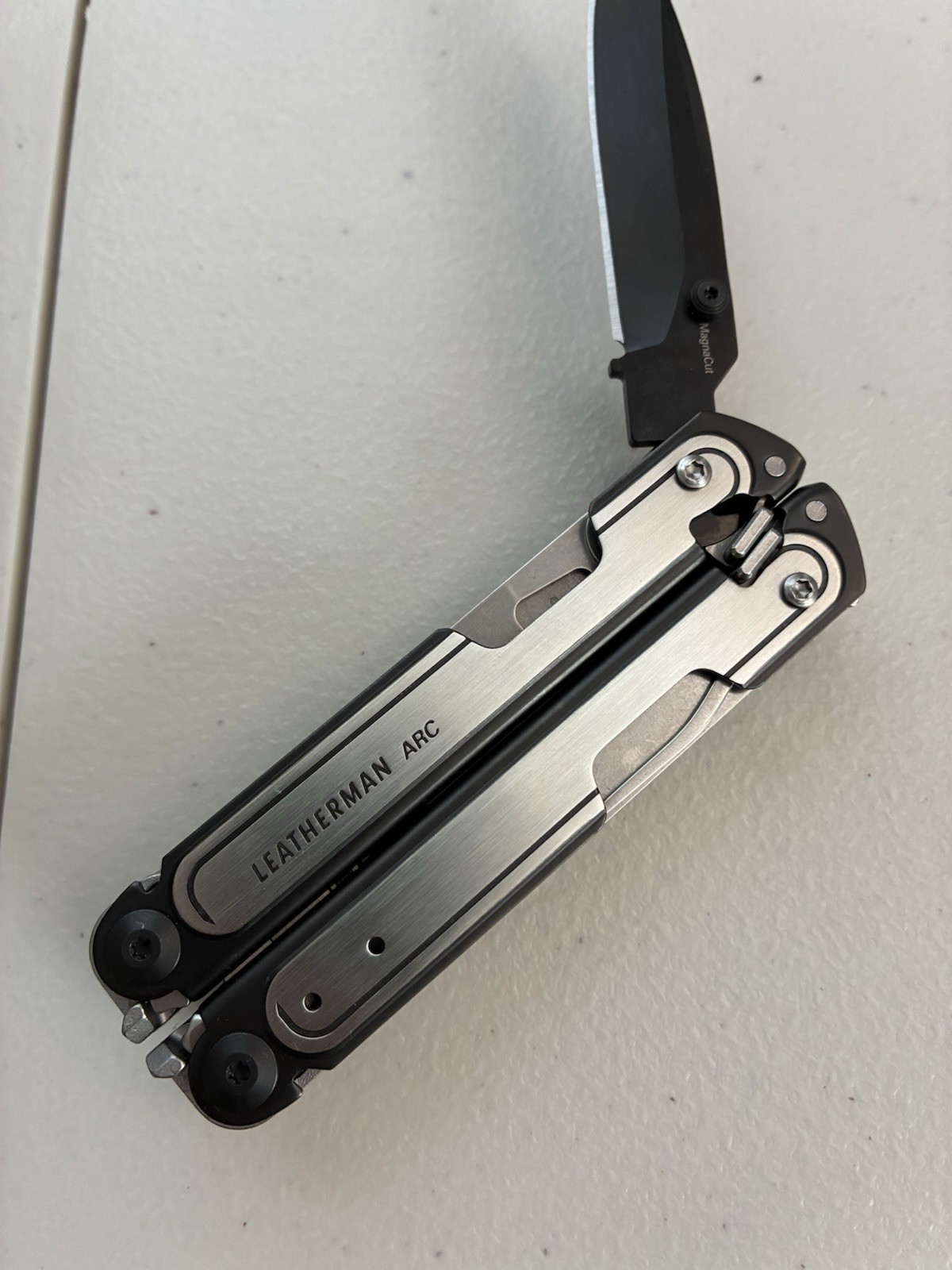 Leatherman Arc SEE DESCRIPTION