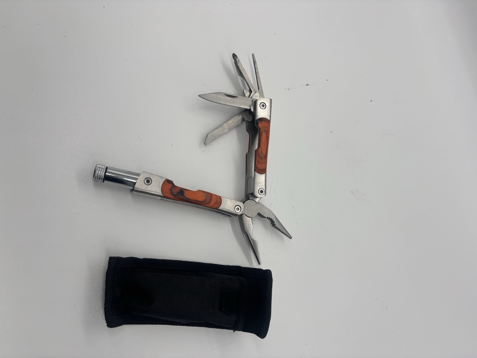 NRA Multi Tool – 4.5″ With Sheaf – Pliers, Knife, Can Opener & More – CLEAN