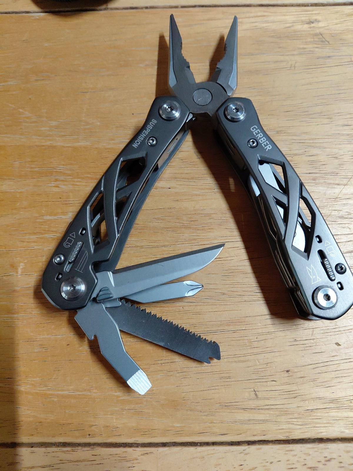 Gerber Suspension Multi-Tool Used, Good Condition With Sheath