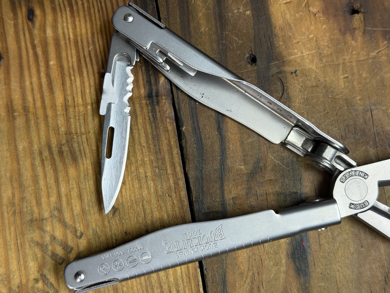 BUCK KNIVES -BUCKLITE NO. 355 Multi Tool Plier Screwdrivers File USA made