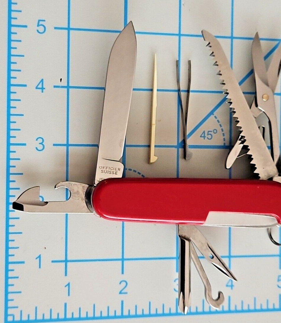 Victorinox Fieldmaster SwissArmyKnife – Red