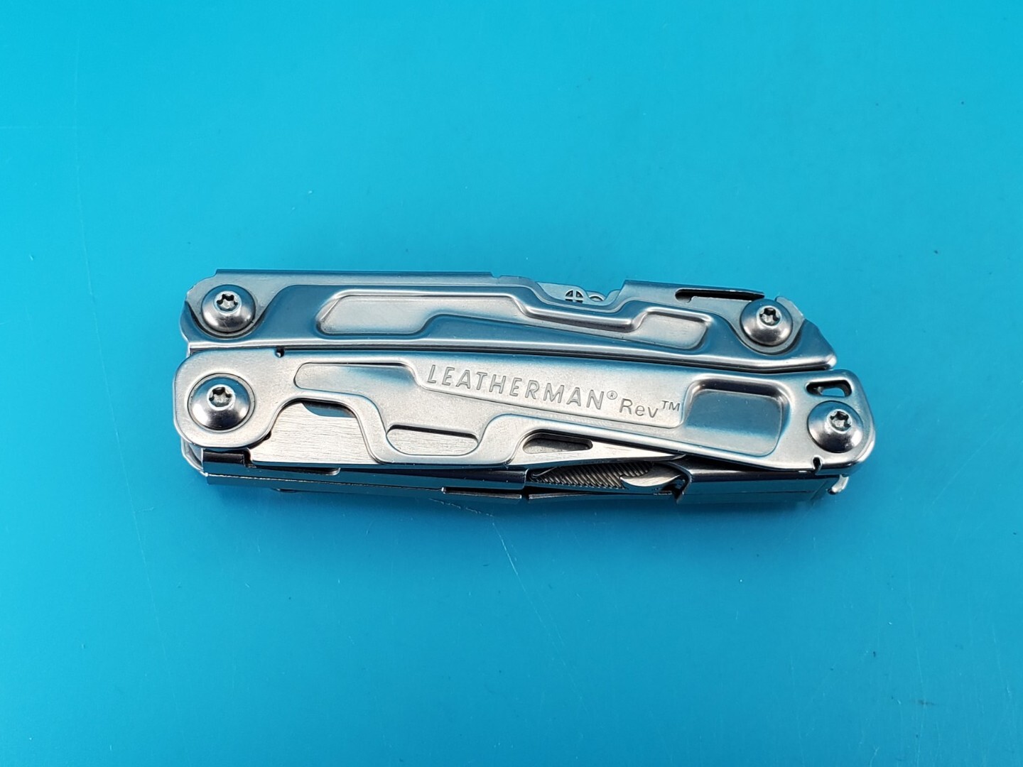 Leatherman Rev 3.8″ Multi-Tool, Stainless! EXCELLENT!