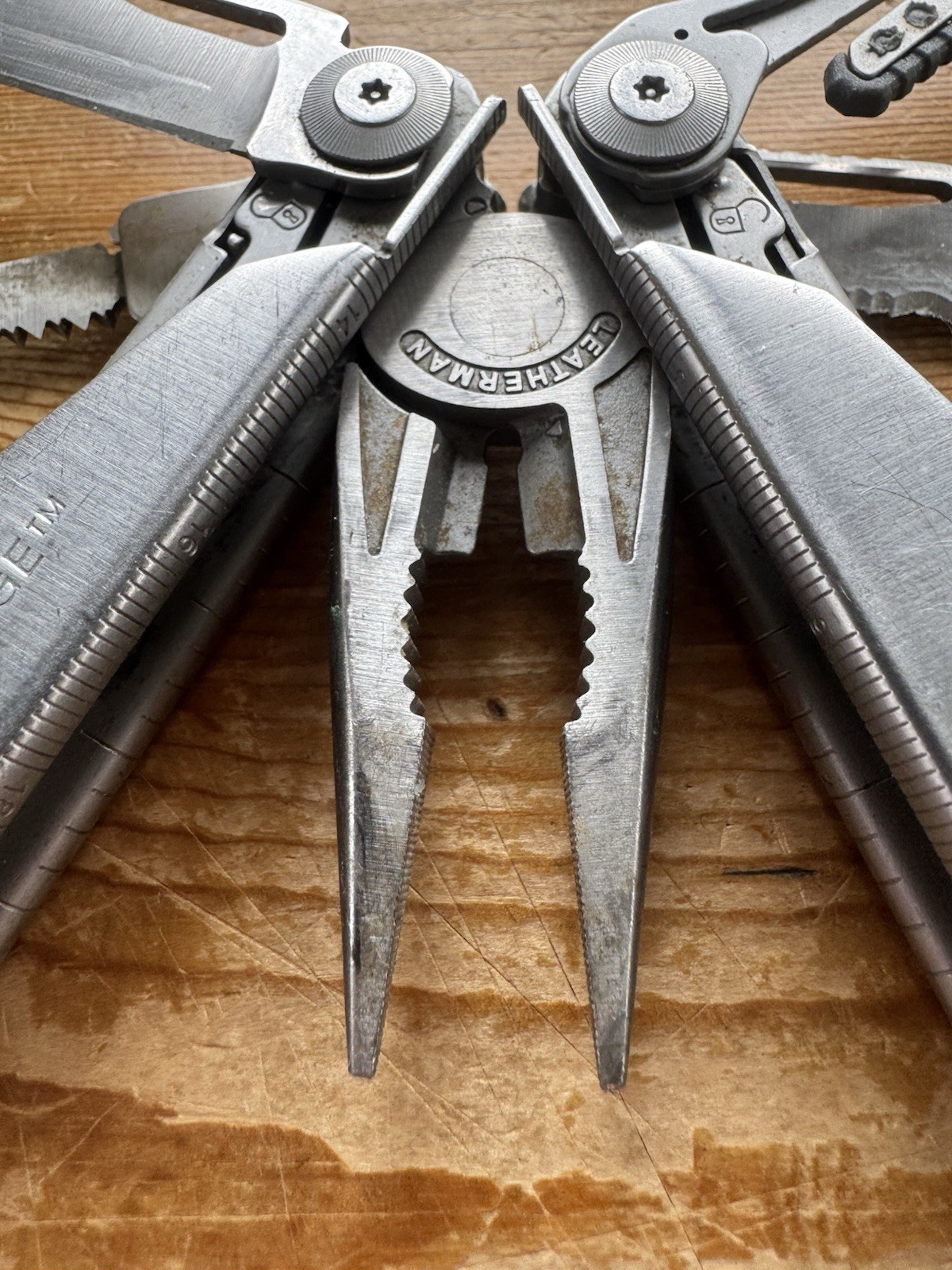Leatherman Surge Multi Tool Heavy Duty Large Stainless Steel