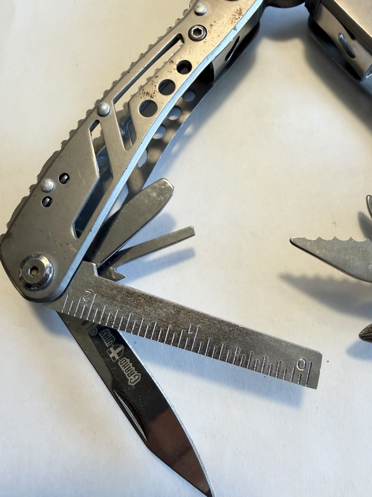 Grand Way Stainless Steel 9 In 1 Multi Tool Plier Knife Blades Screw Driver…