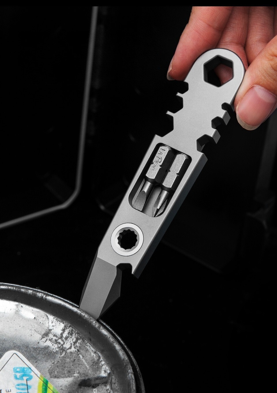 New Titanium Alloy Ratchet Wrench Pocket Pry Bar Crowbar Tool Opener Screwdriver