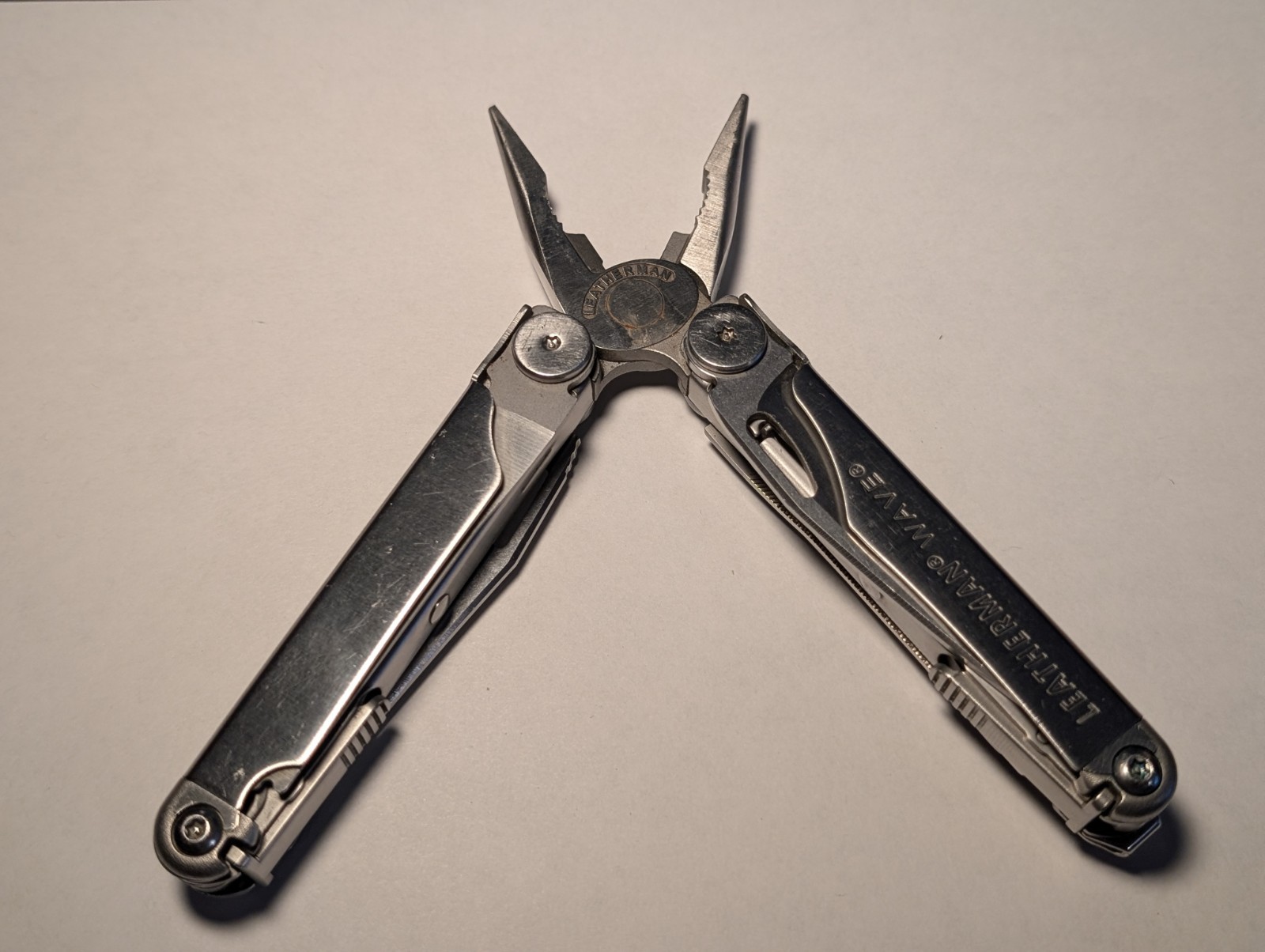 Leatherman Wave Multitool W Sheath and Bits Good Shape See Pics!