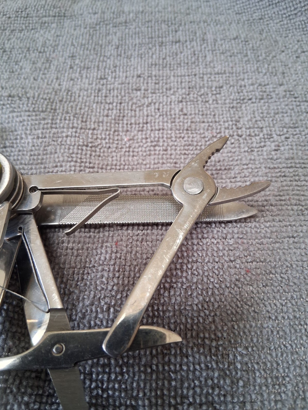 Vintage James Hartman Multi Tool Knife-14 Tools-Fishing-Hunting-Hiking–(D)