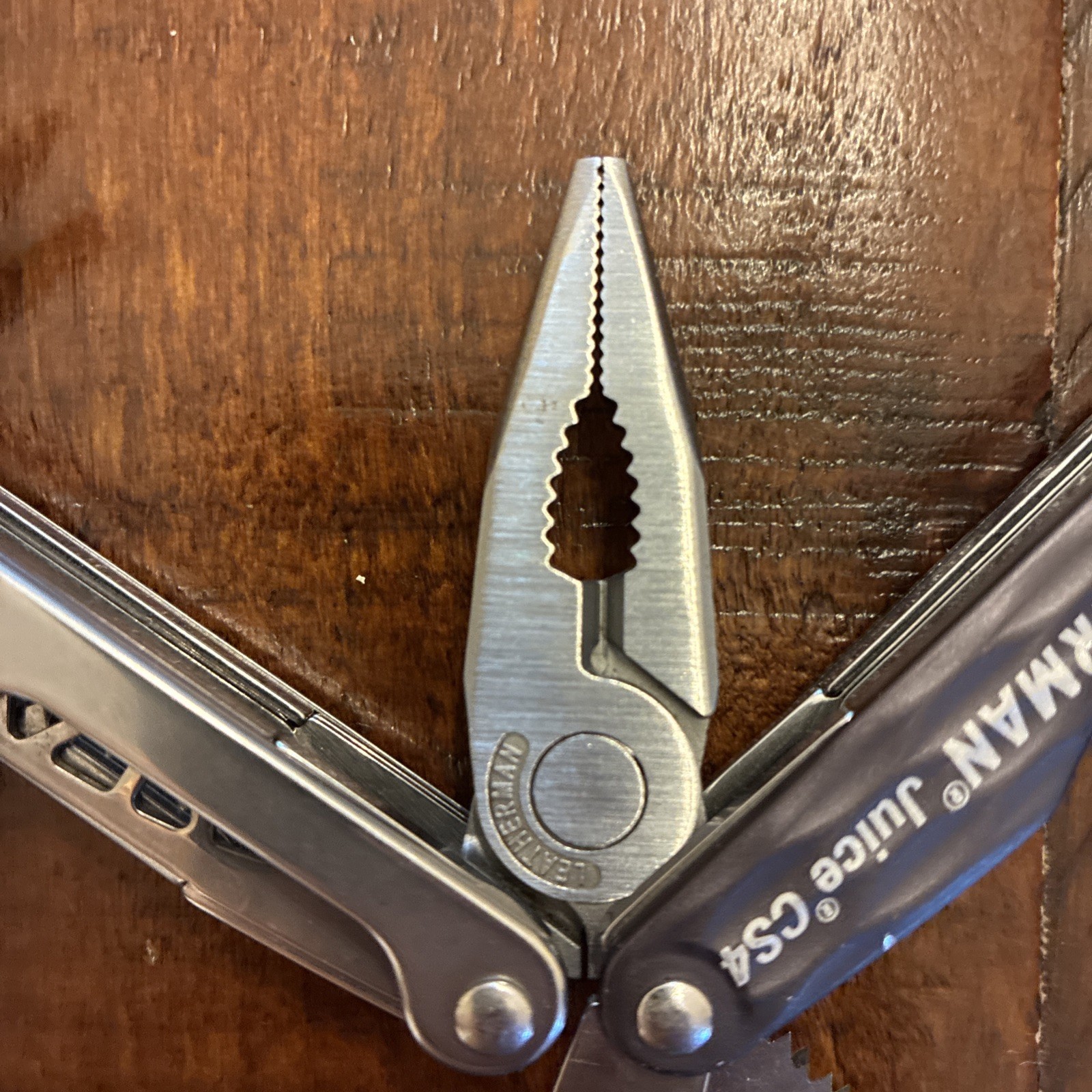 Leatherman Juice CS4 Multi Tool Discontinued Granite Gray Excellent – Read