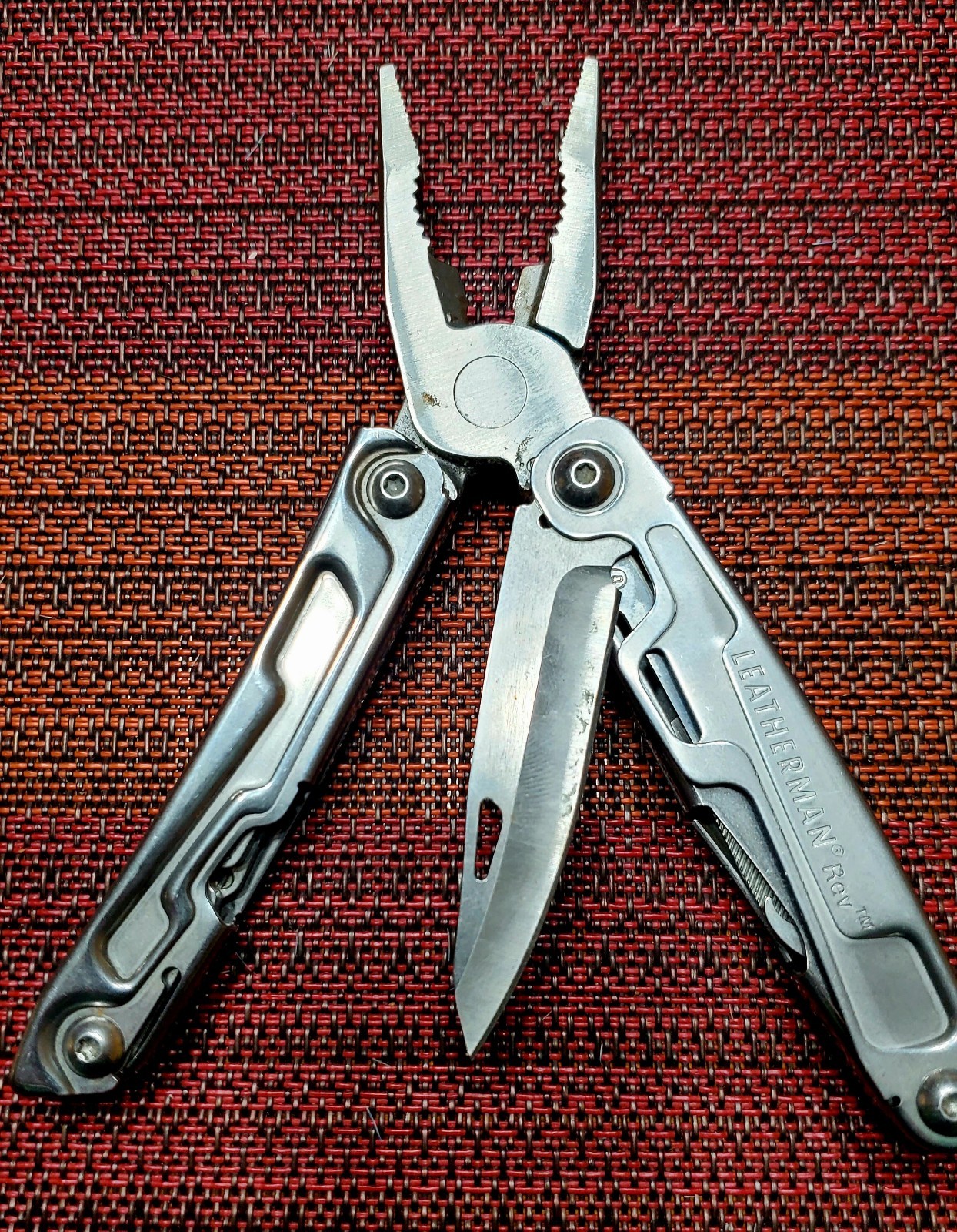 Leatherman Rev Multi-Tool Stainless Steel Knife Pliers