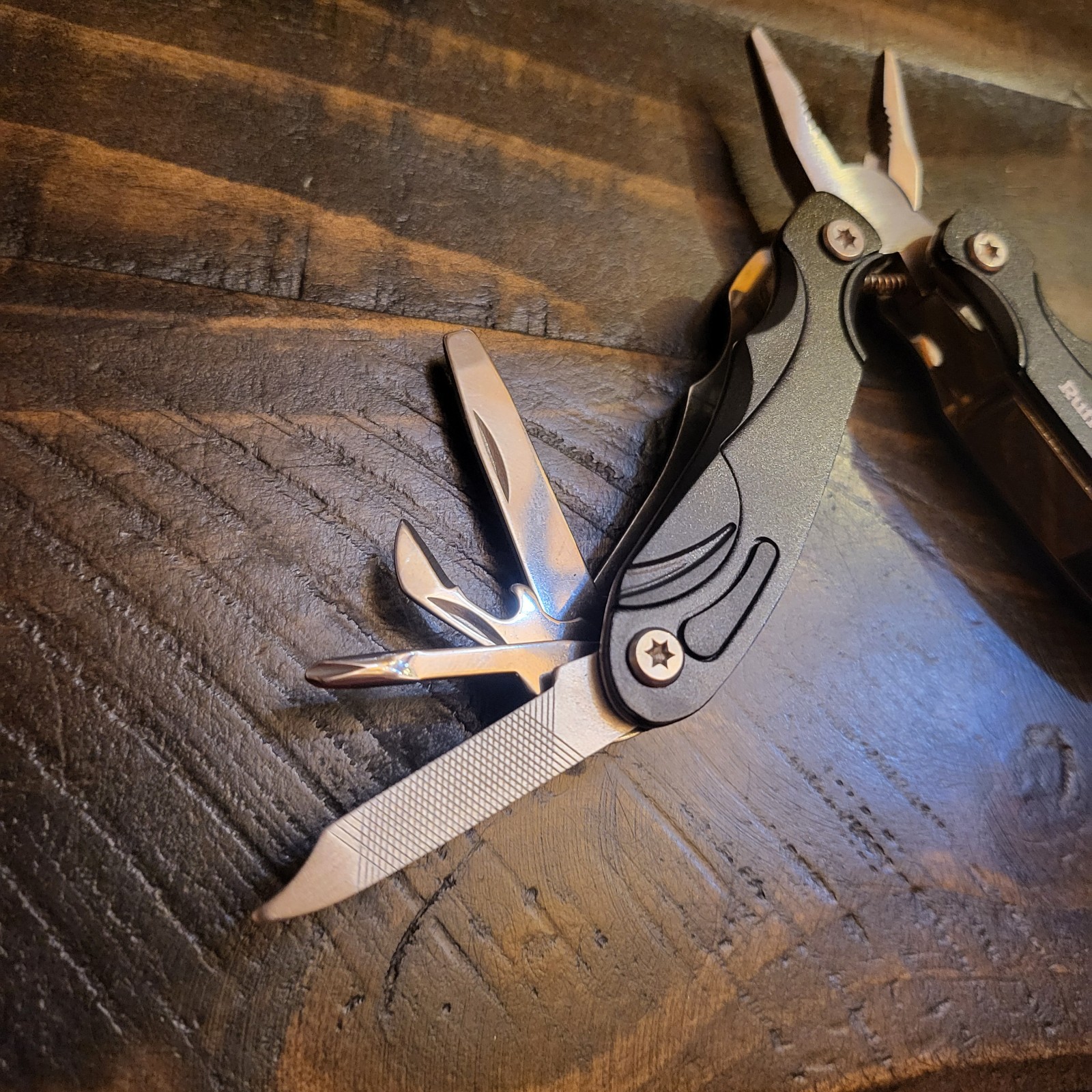 L@@k!!! Ruff Hewn Black Multi Function Pocket Knife Tool Gadgets – 10 Tools