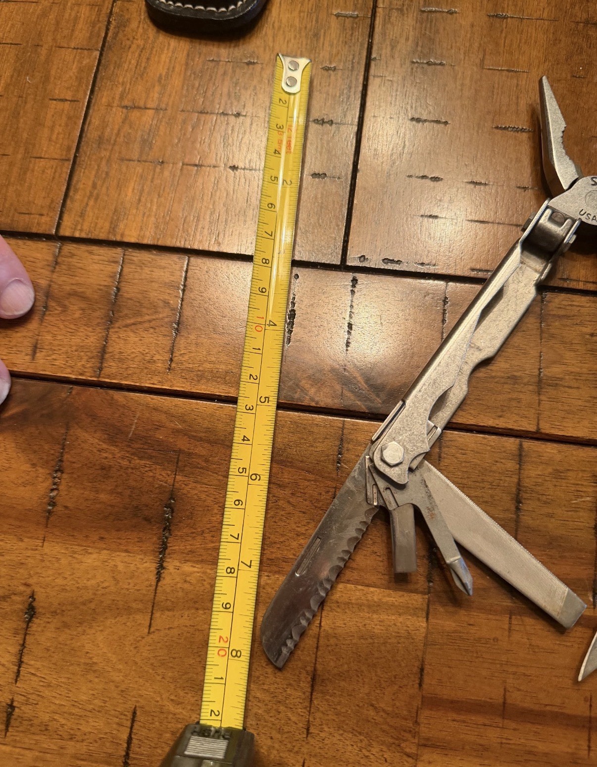 SOG Multi-Tool Stainless Steel Partially Serrated Blade Leather Sheath 7 Tools