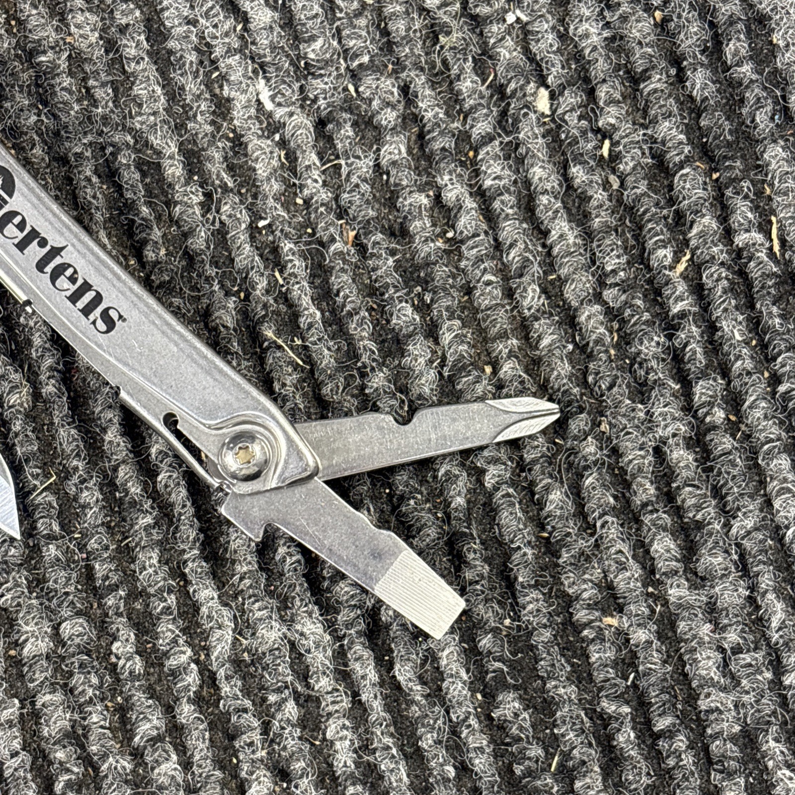 Leatherman Rev 3.8″ Multi-Tool, Stainless! USED (043)