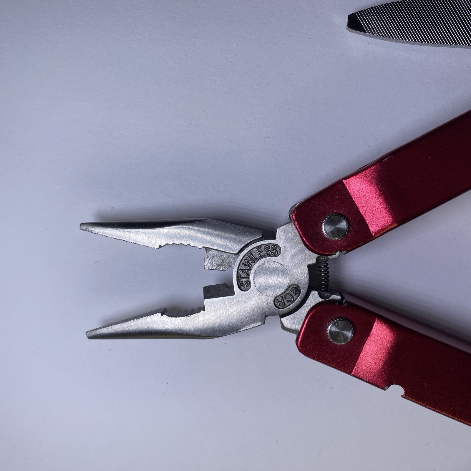 Durabuilt Multi Tool with Pliers red 11 tools 4.5″ 11 blades