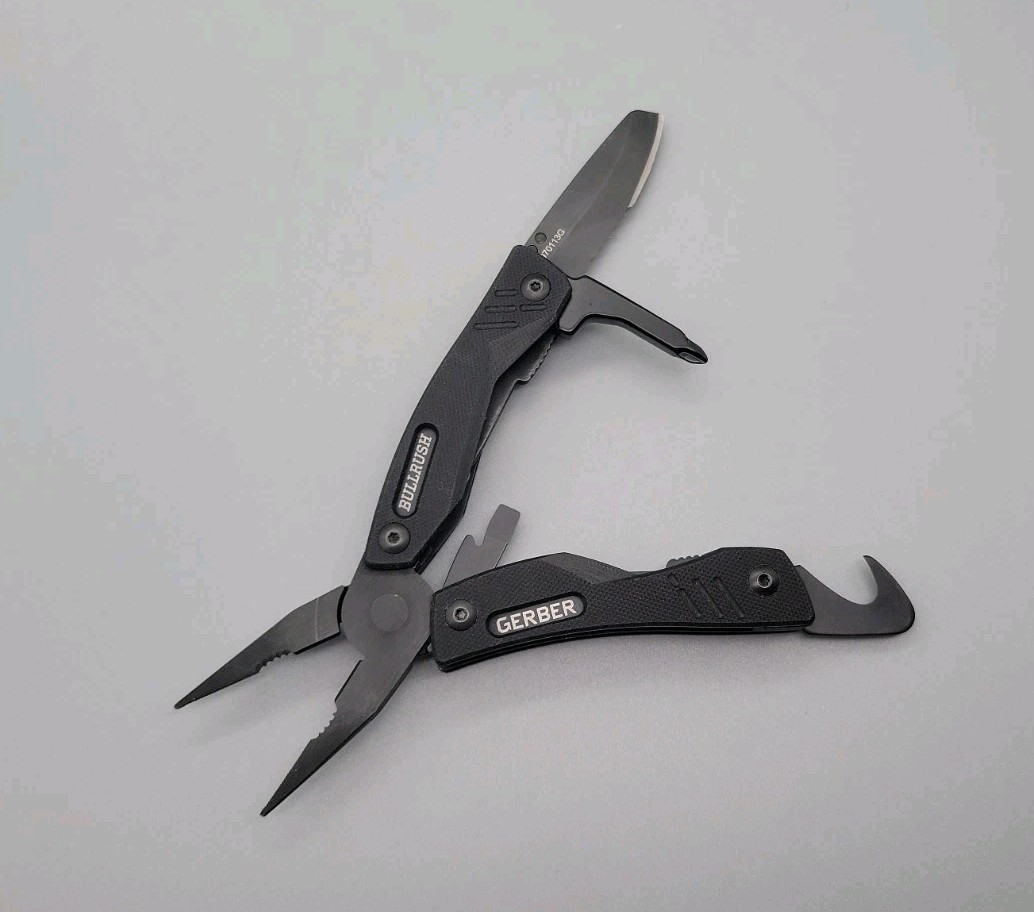 Gerber Bullrush Multi-Tool – Black G-10 handles – Strap Cutter – DISCONTINUED