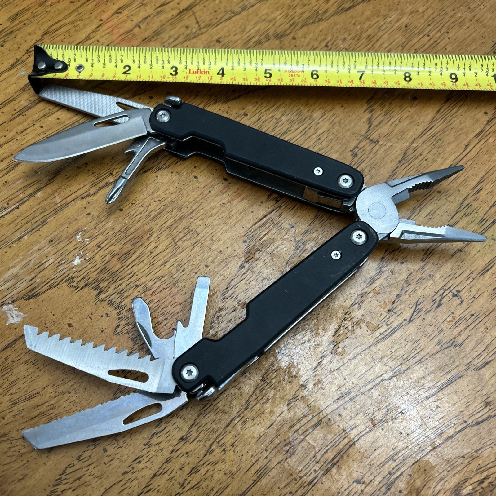 Mossy Oak Multi-Tool Knife with Pliers, Saw, Screwdriver, Opener