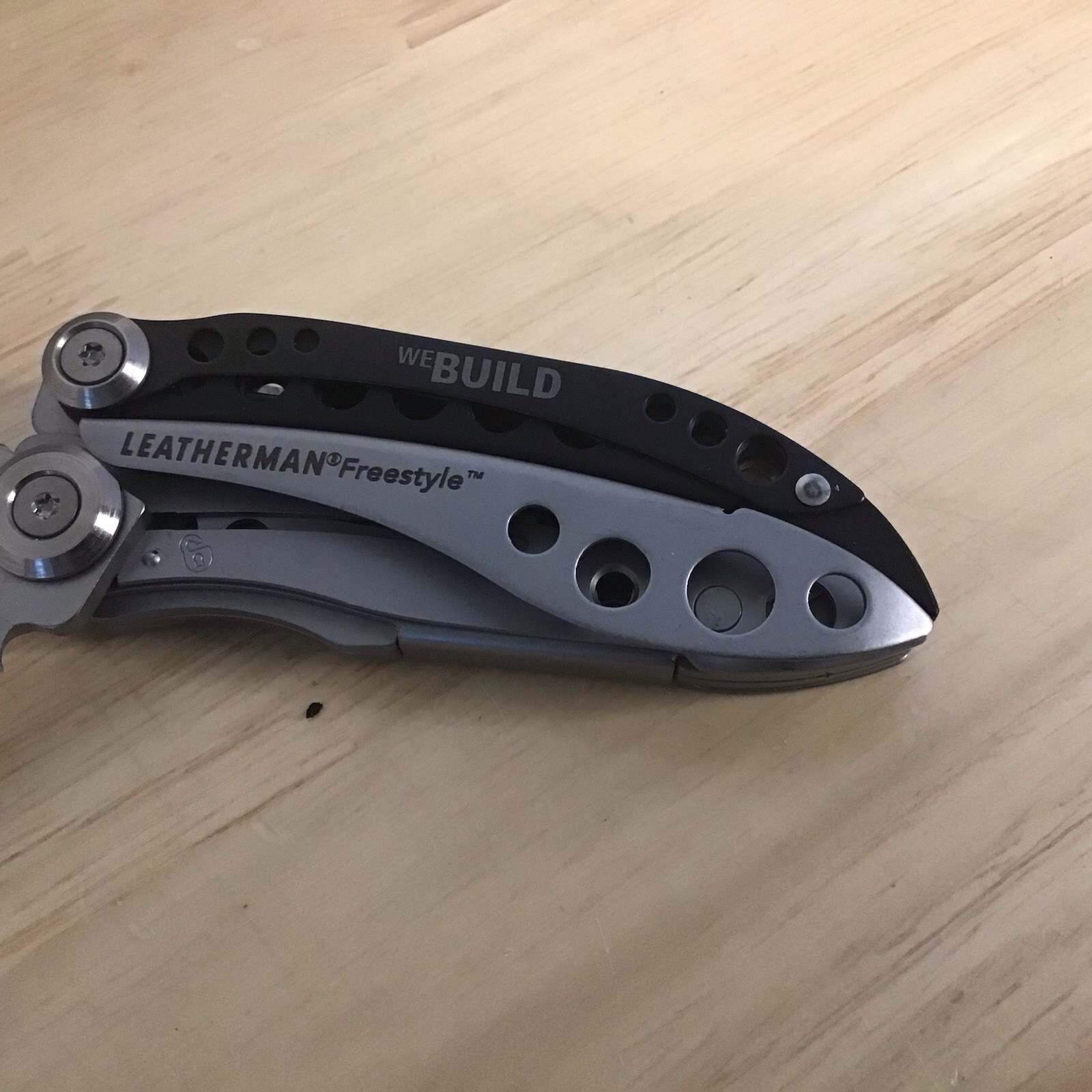 RARE Leatherman RETIRED FREESTYLE Multi-tool New Condition. Branded