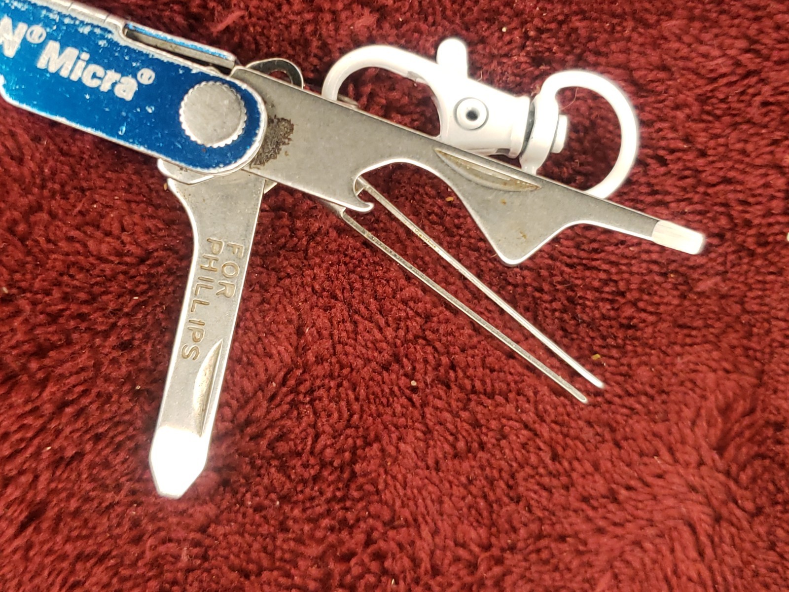 🔪🔪 Leatherman Micra Red Blue Multitool White claw keychain 0121 date code