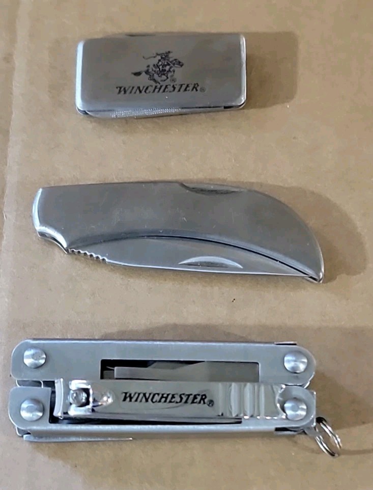 Winchester 3 Piece Mini Pocket Knife, Belt Clip Knife, Multi-Tool NICE!