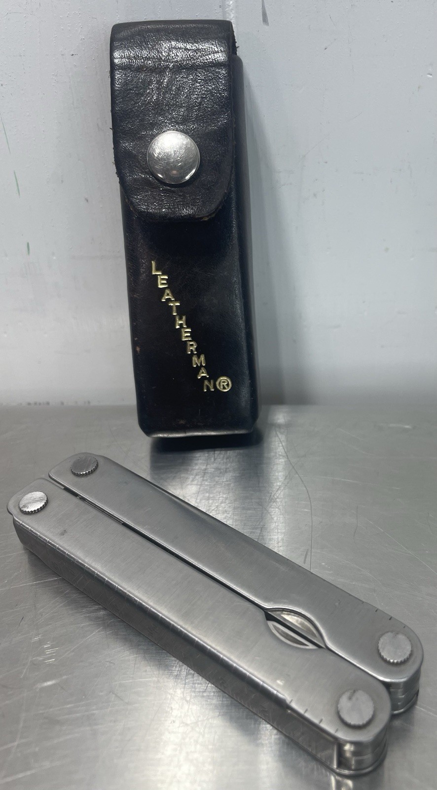 Vintage Original Leatherman Pocket Survival Tool PST ll Multi-Tool with Case