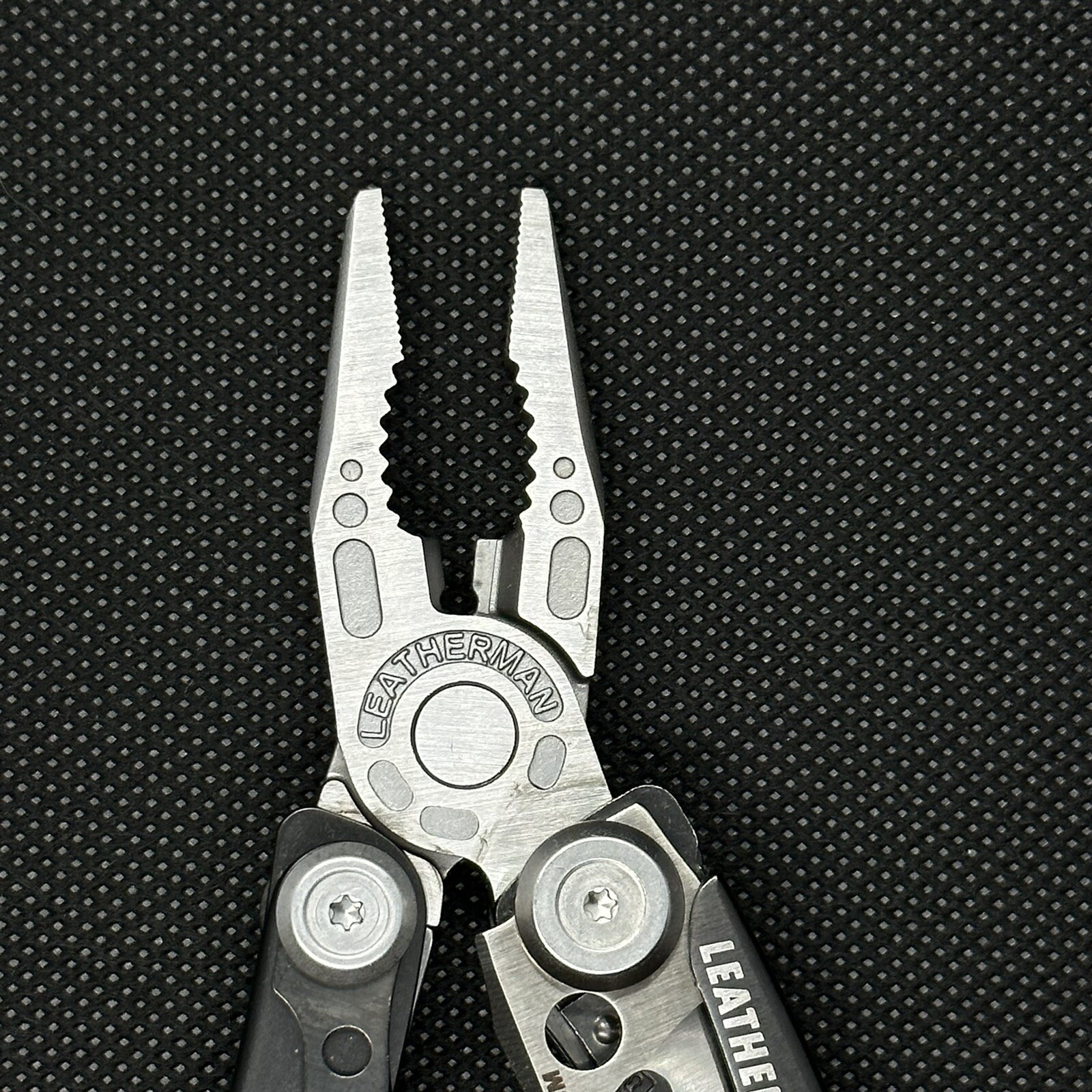 Crescent Productions Leatherman Skeletool CX, hunt, fish, camp, hike, EDC