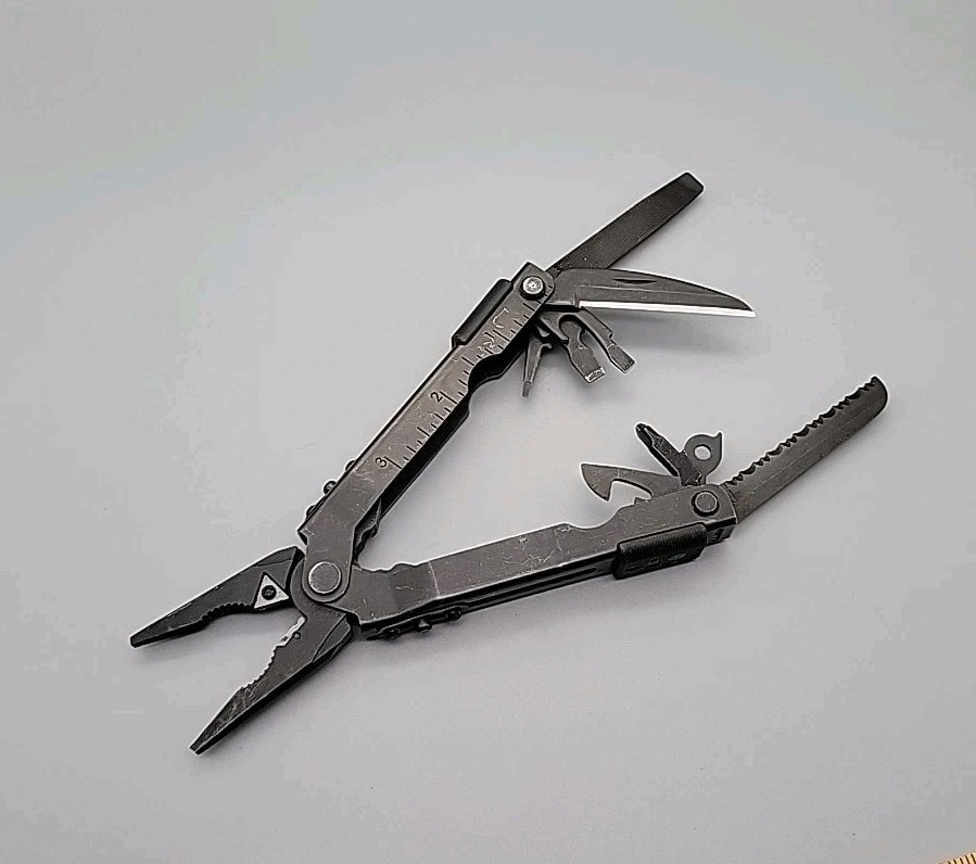 Gerber Multiplier MP600 Multi-Tool – Black – Needle Nose Carbide Cutter Pliers