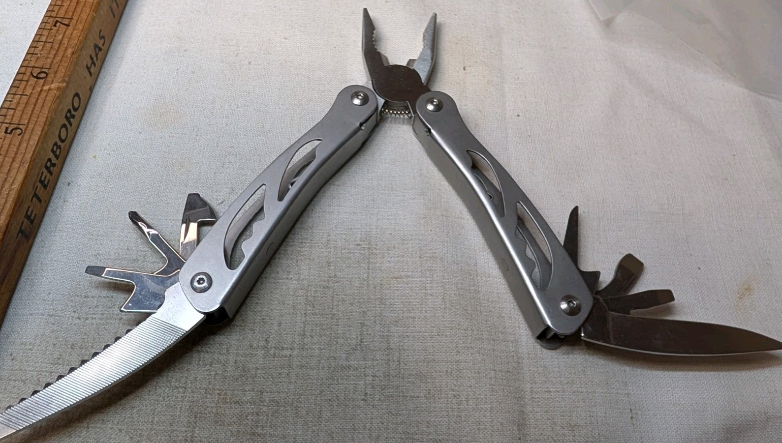 Unbranded Stainless Steel Blade Multi-Tool