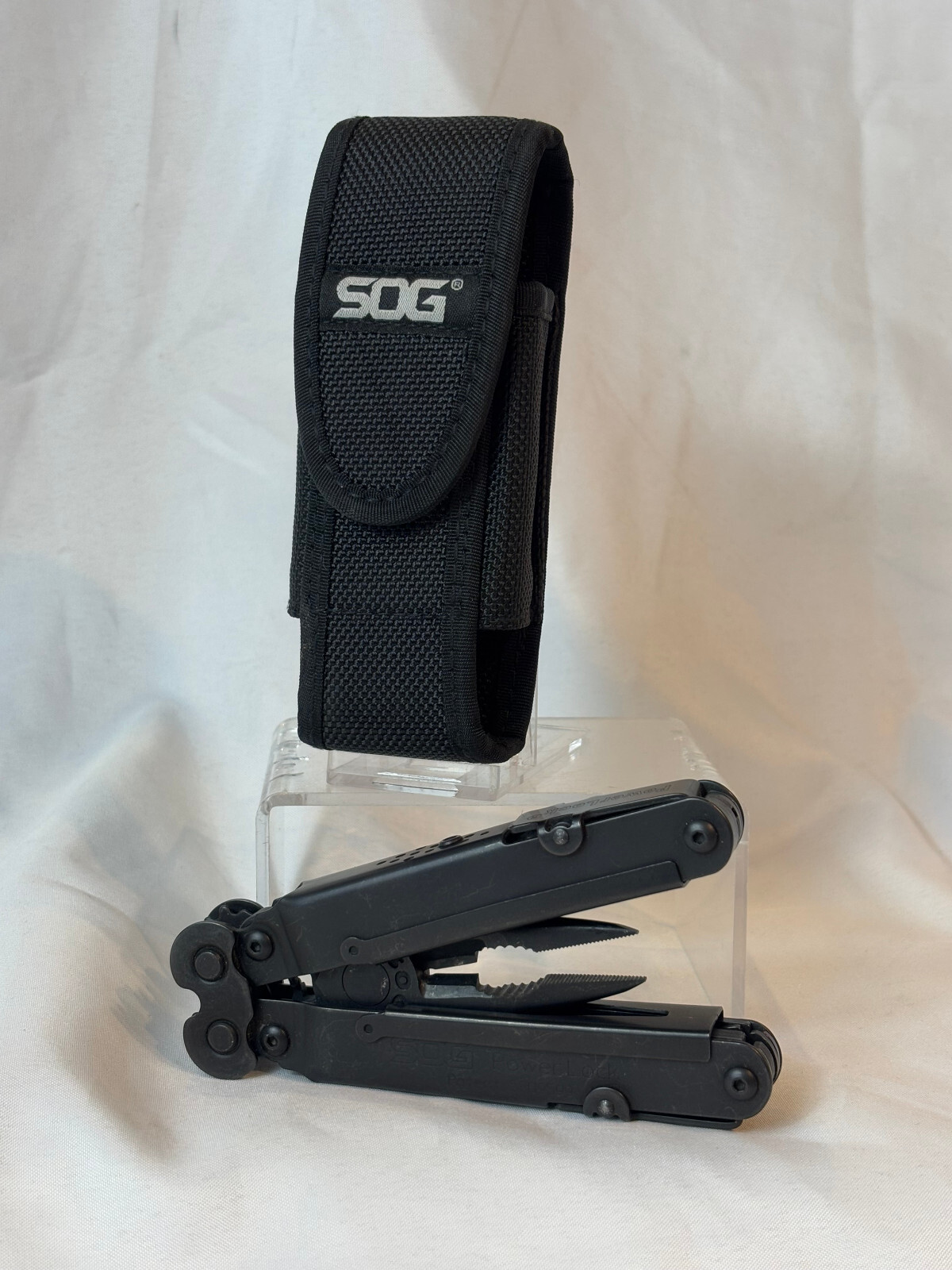 SOG Powerlock Multitool With Sheath