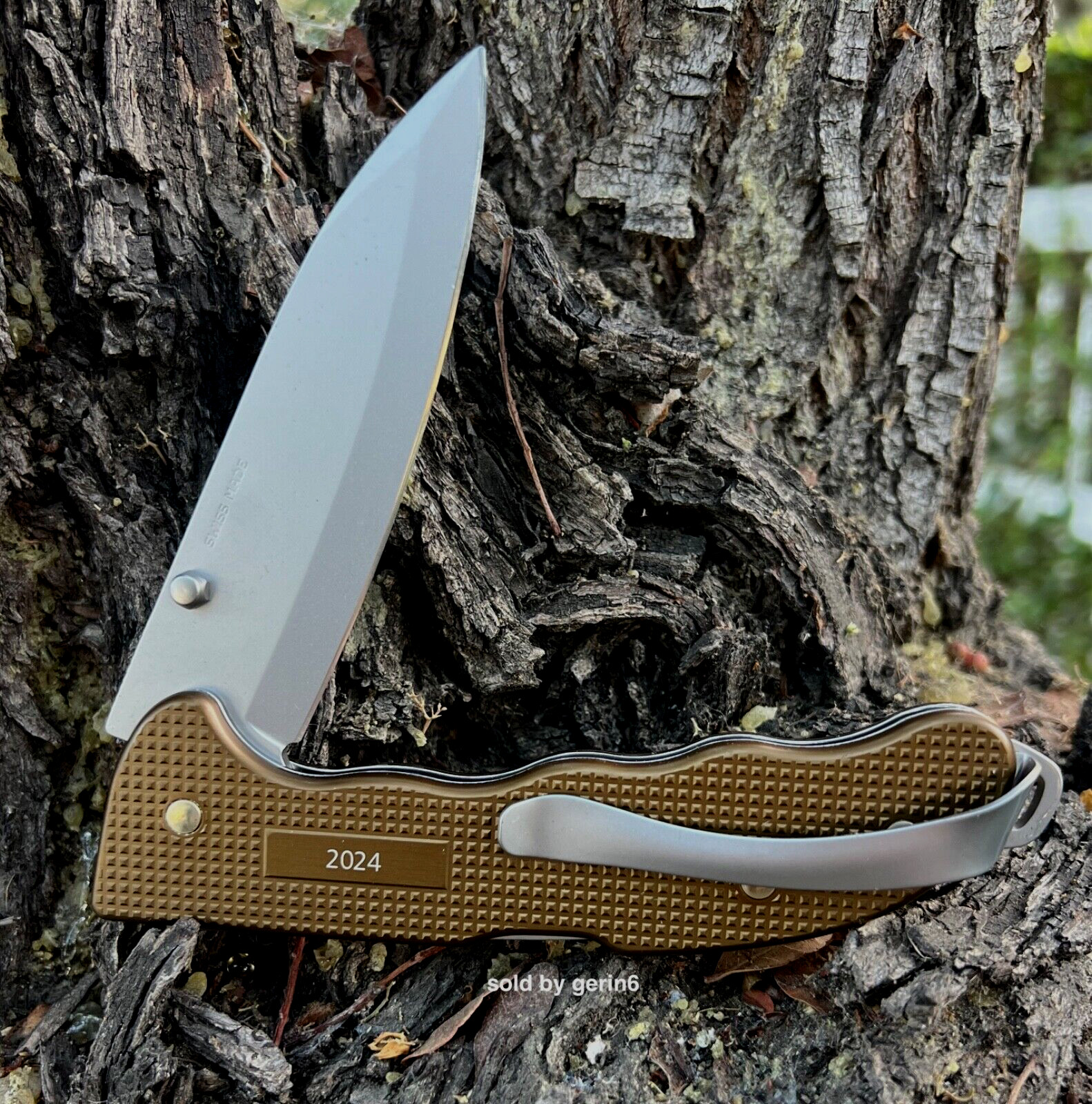 Swiss Army Knife 2024 Evoke Hunter Pro Terra Brown Victorinox 0.9415.L24 NIB