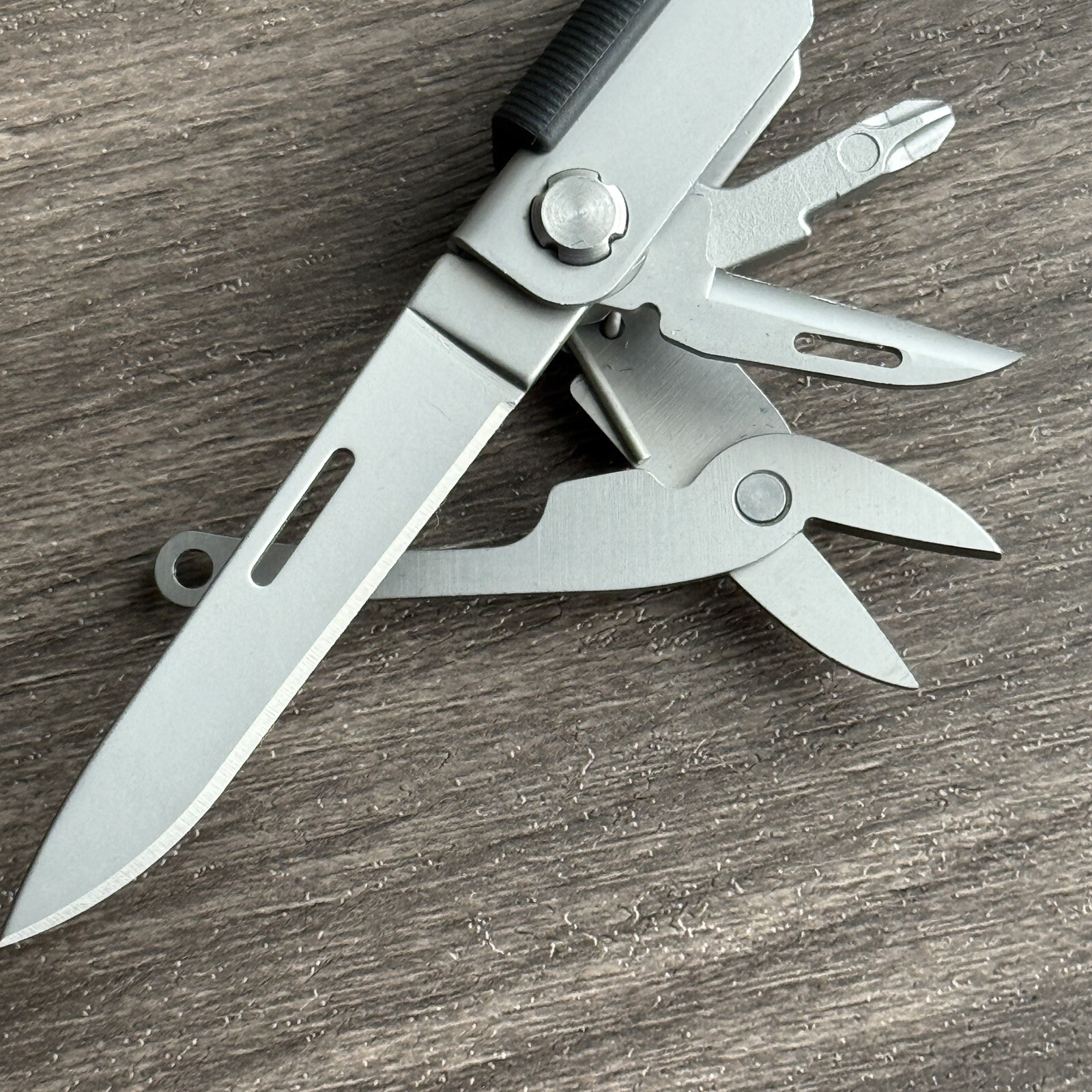 Gerber Fisherman Multi Plier MP600 Gerber Fish Fisherman with Extra Long Pliers