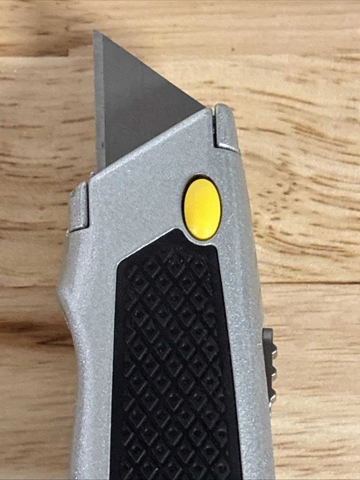 Mac Tools Utility Knife Flashlight With Belt Sheath